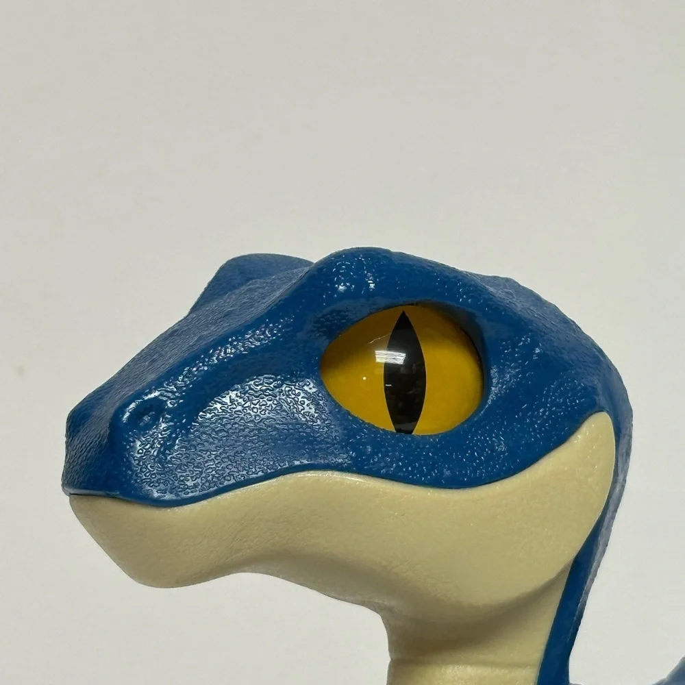 Imaginext Jurassic World Blue Raptor XL Dinosaur Action Figure Toy Fisher-Price